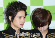 [포토] 현중-영생, 깊은 생각에 잠겨