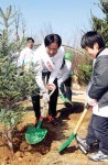 [녹색소비시대] 롯데마트, 옥상에 태양광…PB상품까지 녹색 입힌다