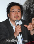 [포토] 홍상수 감독 "술자리는 영화의 좋은 소재"