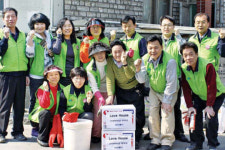 [동호동락] 고객과 함께 사랑의 집 100채 고쳤죠