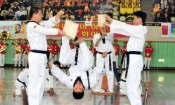 격파 솜씨 봤지?