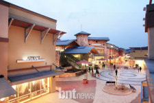 바캉스 시즌 맞아 여름 바겐세일 한창