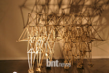 [포토] 키네틱아트의 거장 테오얀센의 해변동물