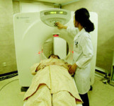 [메디컬 럭셔리] 광주 은병원, 거대 자궁근종 개복 안하고 골반경 수술…치료 후 임신도 가능