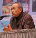 창작연극 활성화하기 위해 희곡뱅크 운영할 것