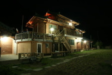 [한경 BIZ PARTNER] 양평을 담고 있는 웰빙 황토펜션, ‘삼촌네펜션’