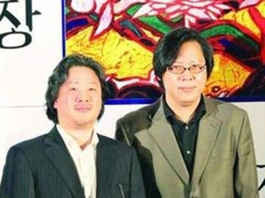 박찬욱 형제, 스마트폰 영화 '파란만장'으로 황금곰상 | 포토뉴스