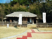 [감성 여행] 충남 홍성(下)…님이 떠난 자리, 詩碑만 남아 침묵을 지키네