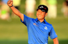최경주, 3년만에 PGA 투어 우승! 상금랭킹 3위로 수직상승