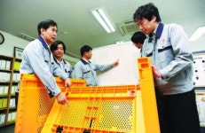 [Biz Success Story] 플라스틱 재활용해 팔렛 만드니 친환경 기업 틀림없죠