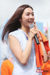[포토] 새별 제 무결점 피부의 비밀은 다 머드 덕분이에요~