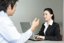 이젠 나도 라식 수술 해볼까? 라식 수술하는 30대 직장인↑