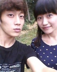 윤두준 친누나 공개, 외모로 남매 인증 ‘큰 눈 똑 닮았네!’