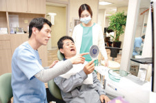 “임플란트로 치아건강 찾고 삶의 질도 UP”