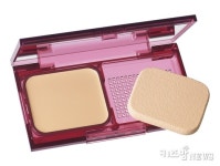 잇츠스킨아이코드모이스춰라이징워터플래쉬파운데이션21,23호