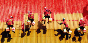 주경야독 42년 건설 근로자 첫 훈장 받는다