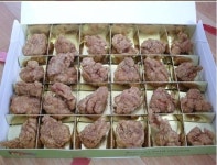 치킨집의 무리수 치로로 로쉐 이것이 바로 명품치킨!