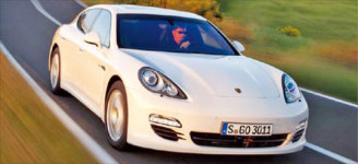 [시승기] 연비·성능 막상막하…디자인은 포르쉐, 승차감은 벤츠 우위