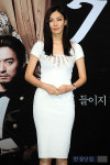 [포토] 가비 김소연, 순백의 드레스로 멋진 몸매 드러내며