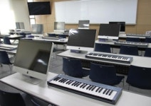 지금은 스마트러닝 시대! 첨단 교육기자재 활용 수업 열풍