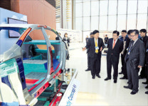 포스코, 전기車 차체 등 고부가 철강으로 승부