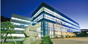 한국기술교육대학교, 특성화된 교육모델…취업률 전국 최상위권 공대