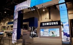 삼성전자 인포컴 2012 참가, 첨단 기업용 디스플레이 전시