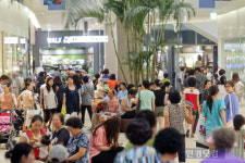 너도 나도 김포공항 왜 가나했더니…롯데몰 일주일새 100만명 다녀가
