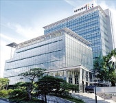[글로벌 산업전쟁] 삼양그룹, 정보전자소재 · 외식사업으로 영역 확장