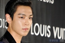 탑, 쫑파티는 홍대 클럽서…스태프들 감동