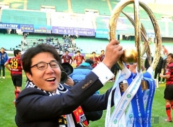 '역전 우승의 주인공' 황선홍 포항감독, 