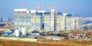 입주 앞둔 하남 미사강변…기반시설 갈등