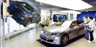 현대차 수입차 심장부 도산사거리에 첫 브랜드 체험관