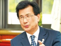 이시종 충북지사 바이오산업 활성화로 30조 투자 유치