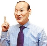 형지리테일장암주 | [마켓인사이트][新 중견 기업 열전] 1. 형지 ① 고졸 동대문 의류상에서 연매출 1조원 패션그룹 완성