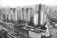 도심·강남서 10리(里)…'거미줄' 지하철 노선 덕에…왕십리 뉴타운 웃돈 3000만원씩 붙어