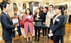 벤제프문정동지점 | [뚫어라! 2015 상반기 공채] 이랜드, 매장서 물건 팔아보고…현대차, H스퀘어서 면담…CJ, 영화관서 채용 시사회