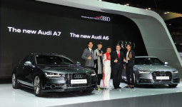 차줌마부터 캡틴박까지…서울모터쇼에 별들이 떴다