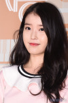 아이유, 남자들 앞에서 친구 겨드랑이 털이 많을 땐… 깜짝