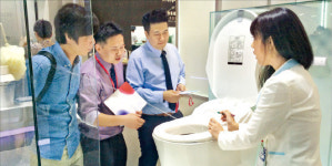 한국산 방수비데·부엌가구, 중국 고급아파트·호텔 뚫는다