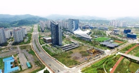 [경남 진주혁신도시] LH 등 8곳 입주…상권 들썩…진주 서부경남 부흥 이끈다