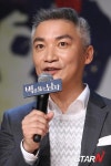 [포토] 조재윤 '이제는 뮤지컬 배우로 불러주세요~'