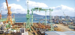 10년 전에는 세계 10대 조선소였는데…기업청산 앞둔 신아sb 아! 옛날이여