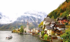 오스트리아 호수 위 낭만 고성(古城)…순백의 신부를 닮았네