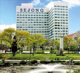 [미래교육 이끄는 사이버대학] 세종사이버대학교, 교수와 1대 1 멘토링…실무교육에 