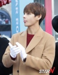 [포토] 방탄소년단 뷔 귀엽게 혀 빼꼼