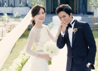 'MBC 연기대상' 지성, 아내 이보영과 예쁘게 사는 법…'비현실적 부부'