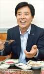 [한경과 맛있는 만남] 이상훈 한국전자통신연구원장, 한국의 통신망 설계한다는 자부심에 세계 최고 미국 벨연구소서 KT행 결심