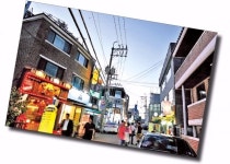 [한경 미디어 뉴스룸-한경BUSINESS] SNS에 띄워야 뜬다…인스타 상권 망리단길