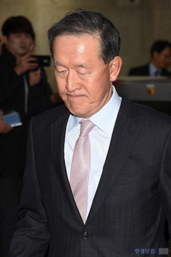 [포토] 최순실 게이트 국정조사 출석하는 허창수 회장